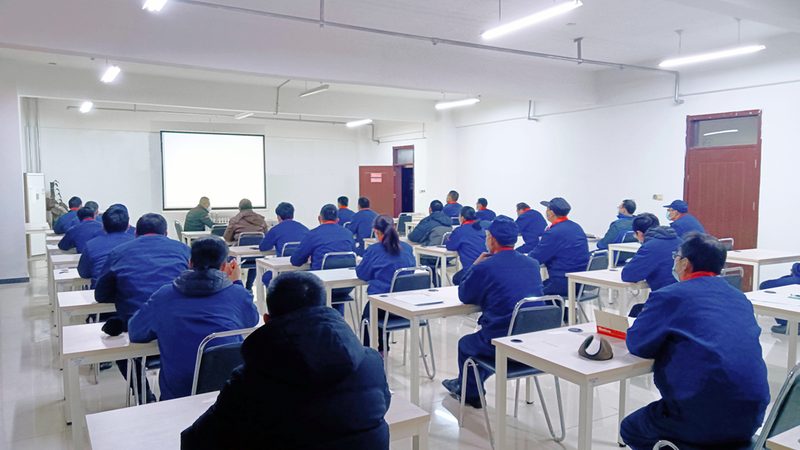 成人高考热门专业学费解析：价格背后的考量因素