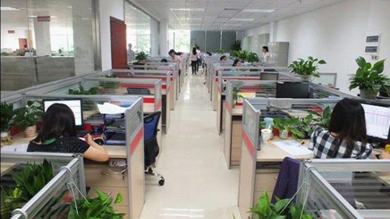 小标题：了解证书含金量，别被“保过”误导